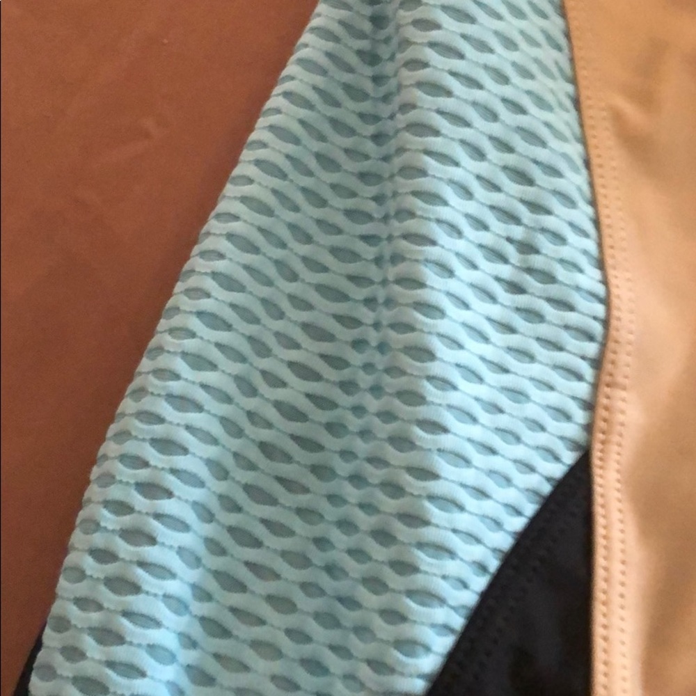 KORAL SHINNY TRI COLOR LEGGING - Picture 2 of 4